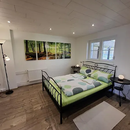 Zum Hasenbahnhof Apartment *